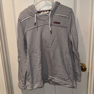 vineyard vines hooded navy and white striped pullover size large